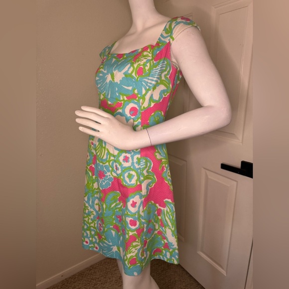 Lilly Pulitzer Floral Sleeveless Dress in Pink and Blue Size 2. - Picture 7 of 14